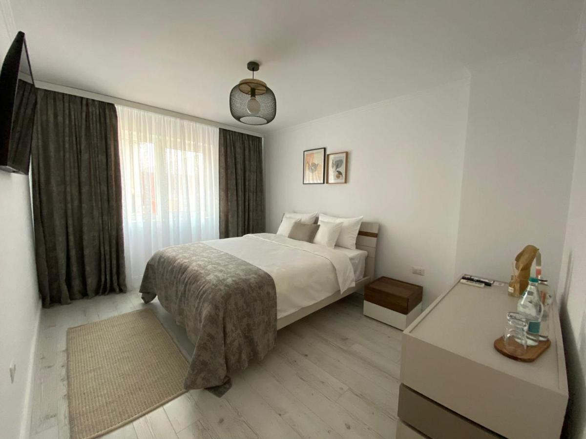 Cosy Apartments & Bistro Pufesti Экстерьер фото
