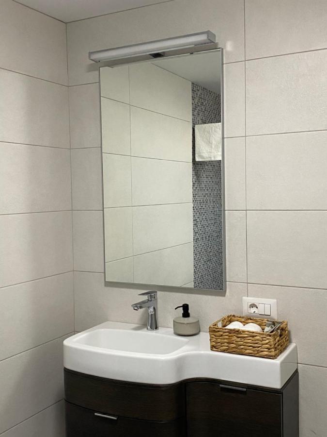 Cosy Apartments & Bistro Pufesti Экстерьер фото